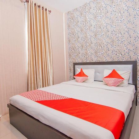 Oyo 2310 Residence 68 Pematangsiantar Exterior photo